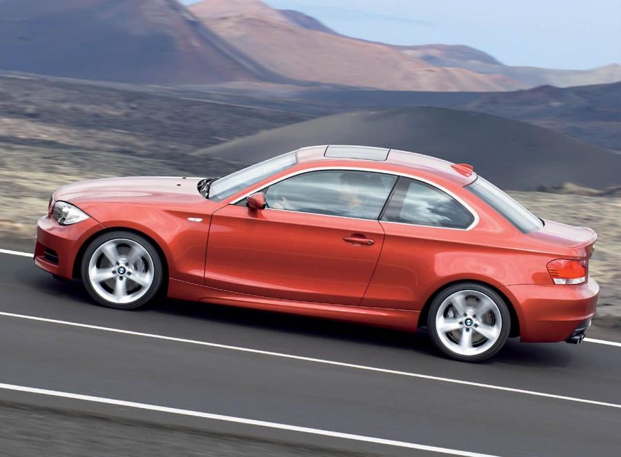  BMW 1-Series Coupe 2007 года  (фото 34 из 40)